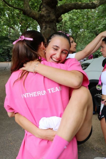 89023_ontherunclub-otr-smiles-pink-runner-event_.jpg